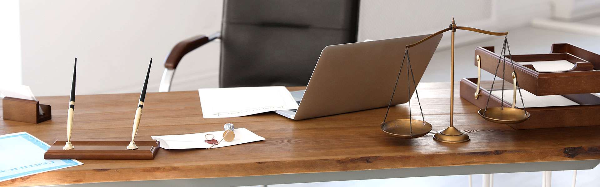 弁護士　毛利優樹